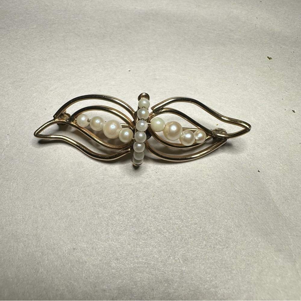 Gold and Pearl Leaf Brooch